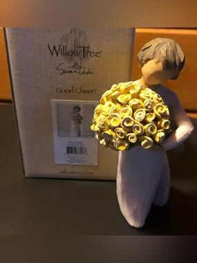 Willow Tree " Good Cheer 🌼🌼🌼 " Figurine